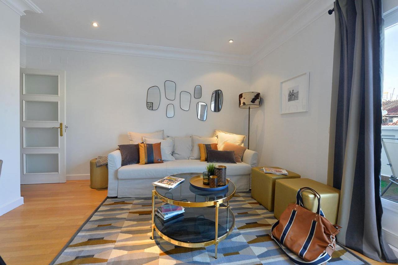 Homeabout Puerta Del Sol Premium Madrid Bagian luar foto